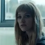 Maika Monroe in FLASHBACK (Vertigo Releasing)