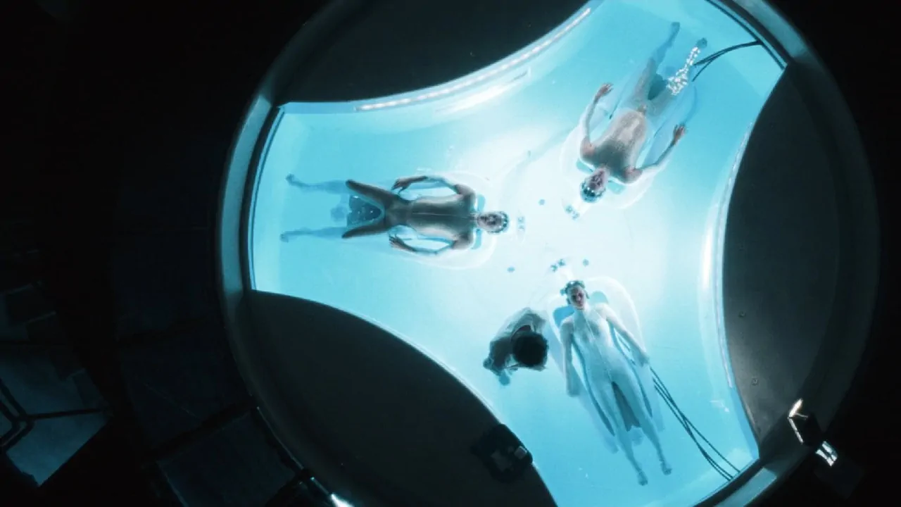 Minority Report (2002) - Twentieth Century Fox film scene.