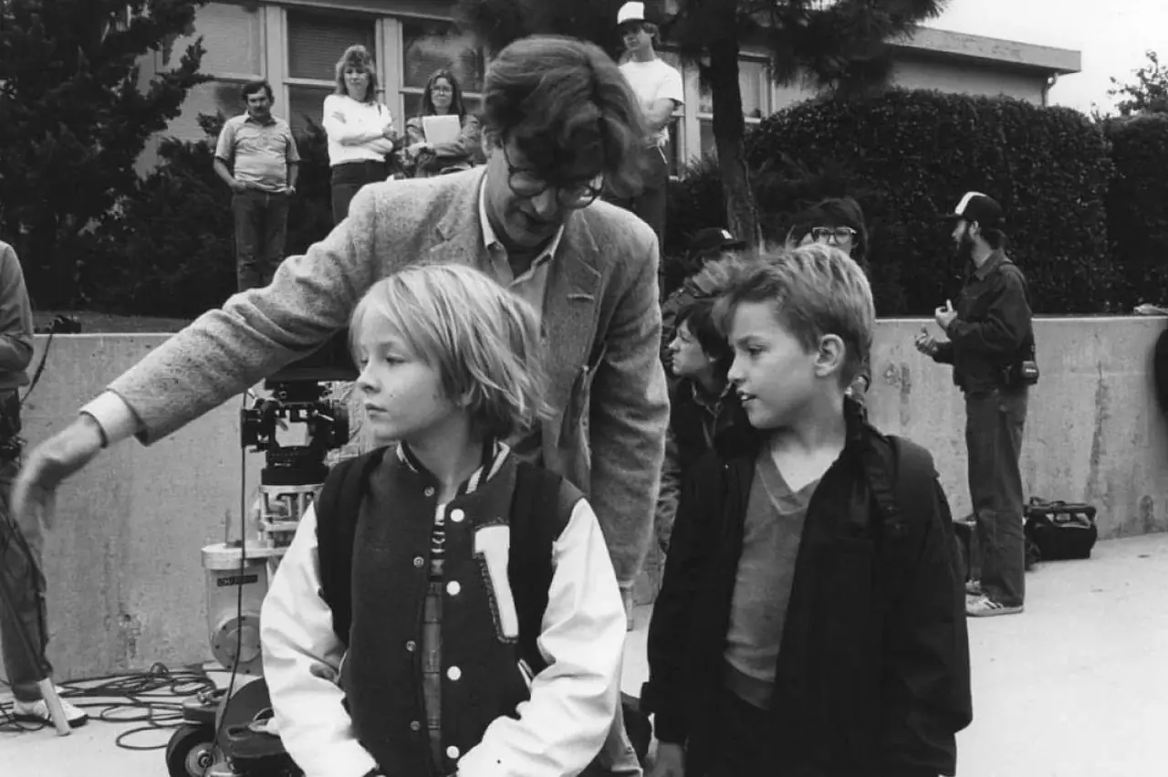 Behind the scenes of Paris, Texas (1984), directed by Wim Wenders.